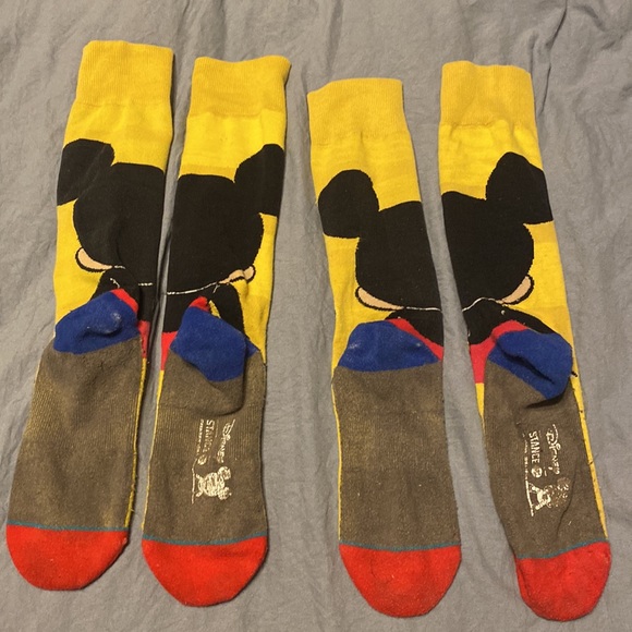 2 pairs of Mickey Mouse Stance socks in size large - Picture 2 of 2